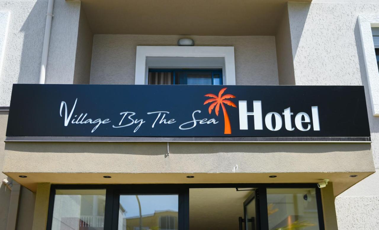 Village By The Sea Golem  Exterior photo